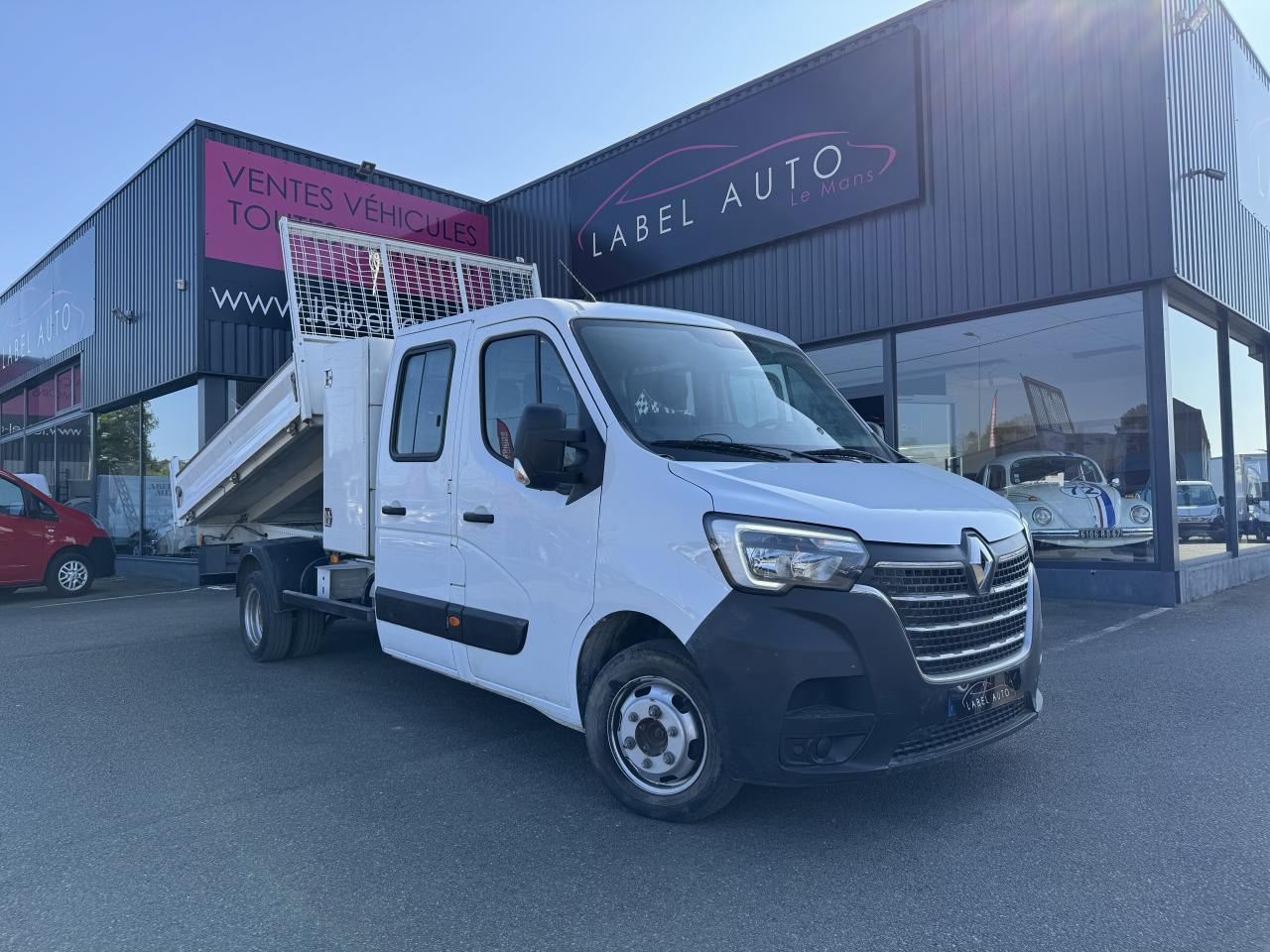 Renault Master combi RENAULT 3T5 BENNE + COFFRE RJ DOUBLE CABINE 6 PL 2.3 DCI 130 CH CONFORT + GPS + REGUL + CLIM - Kipper Transporter: das Bild 2 Renault Master combi RENAULT 3T5 BENNE + COFFRE RJ DOUBLE CABINE 6 PL 2.3 DCI 130 CH CONFORT + GPS + REGUL + CLIM - Kipper Transporter: das Bild 2
