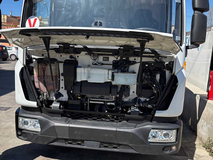 Eurocargo 80el19 - Fahrgestell LKW: das Bild 4 Eurocargo 80el19 - Fahrgestell LKW: das Bild 4