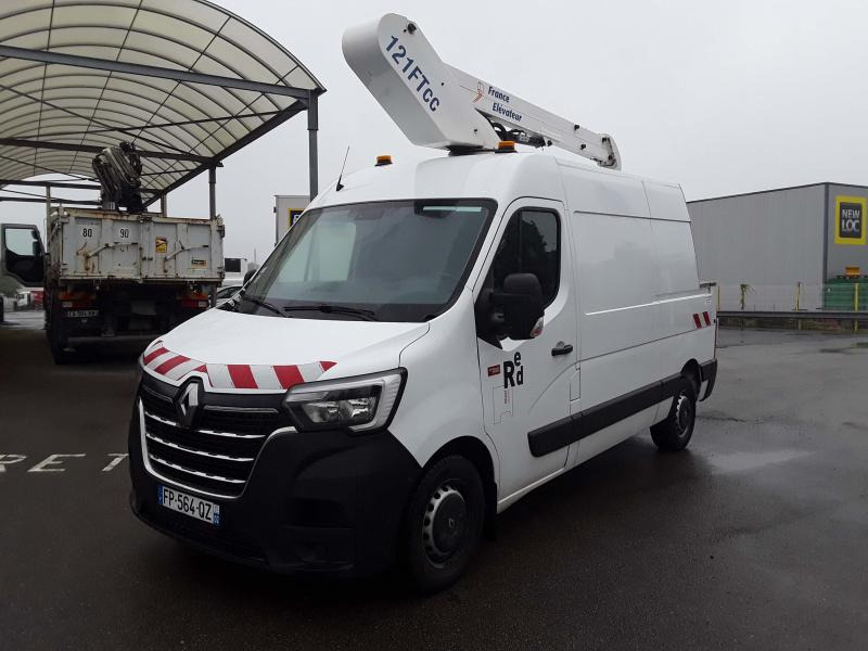 Renault Master 130 35 Fourgon nacelle - LKW mit Arbeitsbühne: das Bild 2 Renault Master 130 35 Fourgon nacelle - LKW mit Arbeitsbühne: das Bild 2