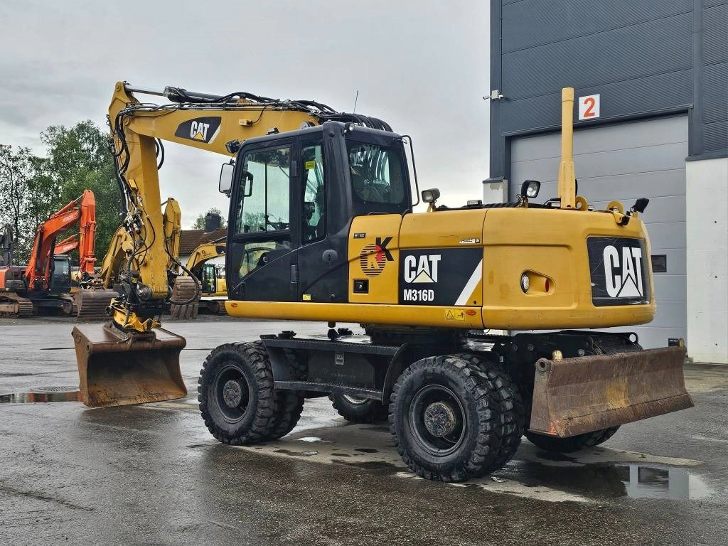 CAT M 316 D - Mobilbagger: das Bild 3 CAT M 316 D - Mobilbagger: das Bild 3