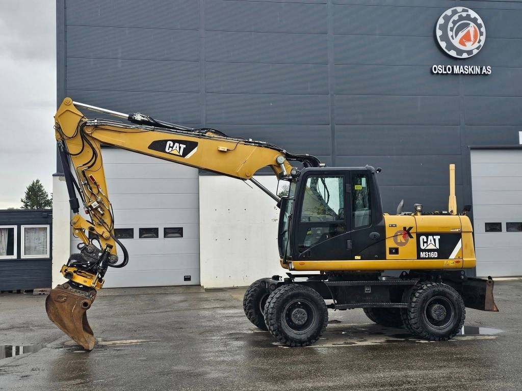 CAT M 316 D - Mobilbagger: das Bild 2 CAT M 316 D - Mobilbagger: das Bild 2