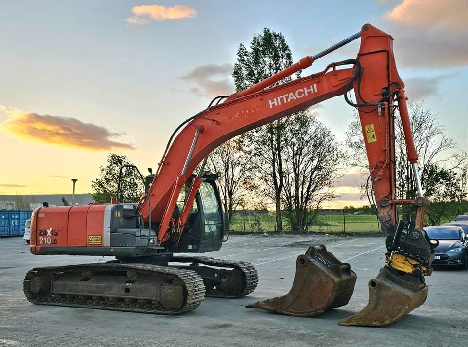 Hitachi ZX 210 LC-3 - Kettenbagger: das Bild 5 Hitachi ZX 210 LC-3 - Kettenbagger: das Bild 5