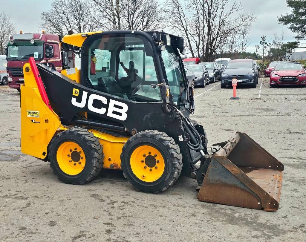 JCB 155 - Kompaktlader: das Bild 3 JCB 155 - Kompaktlader: das Bild 3