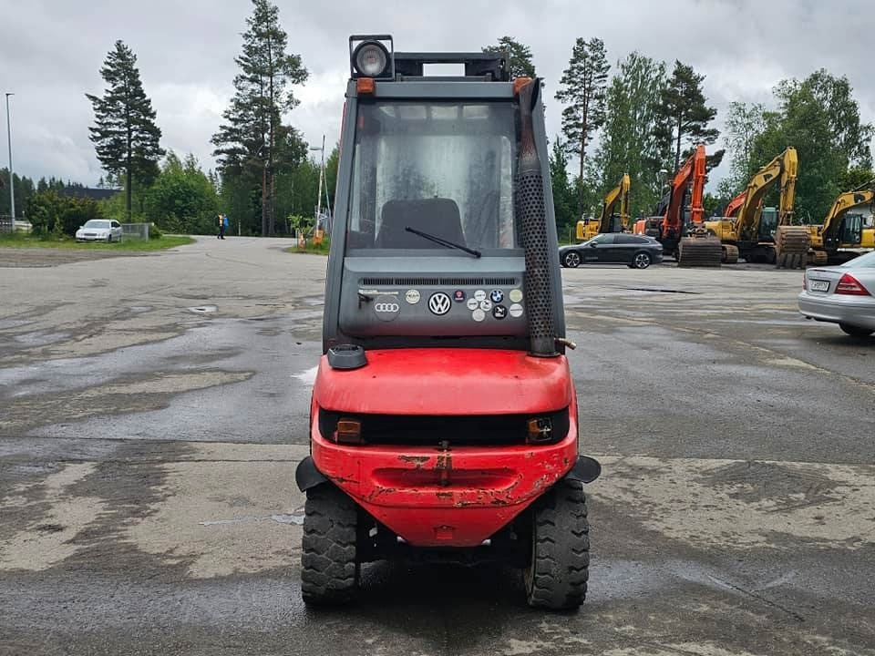 Linde H 30 D - Dieselstapler: das Bild 4 Linde H 30 D - Dieselstapler: das Bild 4