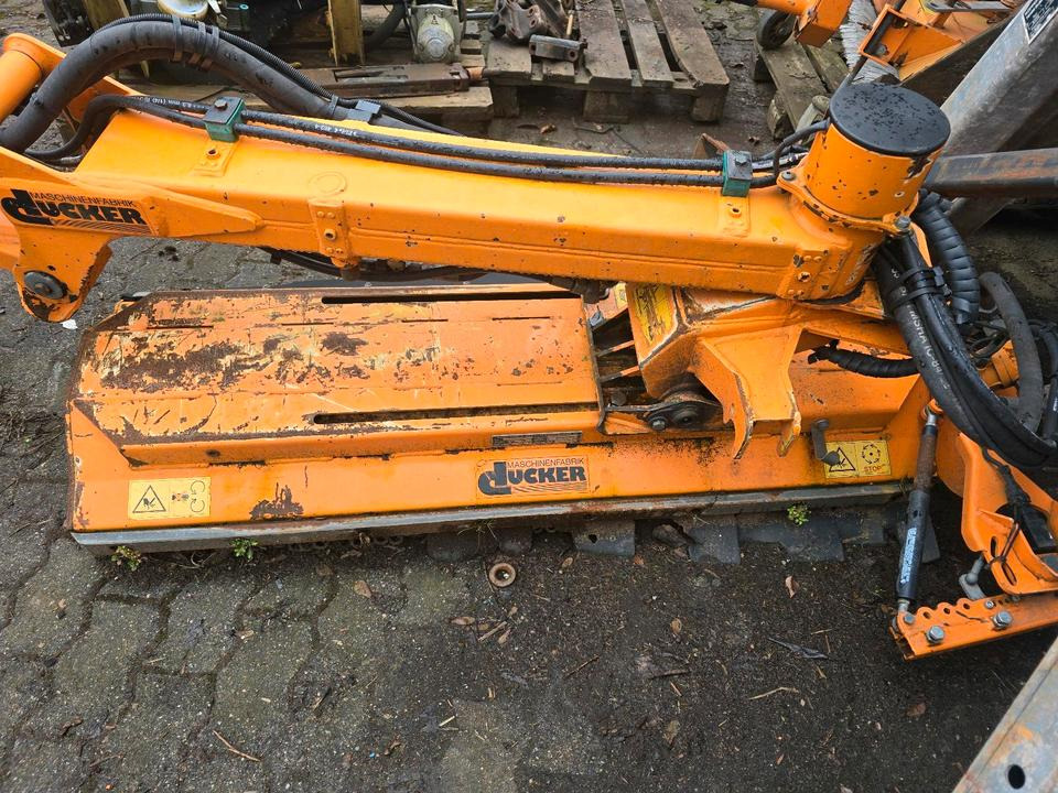 Dücker Randstreifenmäher vom DUA 800 700 Banketmäher Böschungsmäher Auslegemäher für Unimog Mulag Mähausleger - Böschungsmäher: das Bild 5 Dücker Randstreifenmäher vom DUA 800 700 Banketmäher Böschungsmäher Auslegemäher für Unimog Mulag Mähausleger - Böschungsmäher: das Bild 5