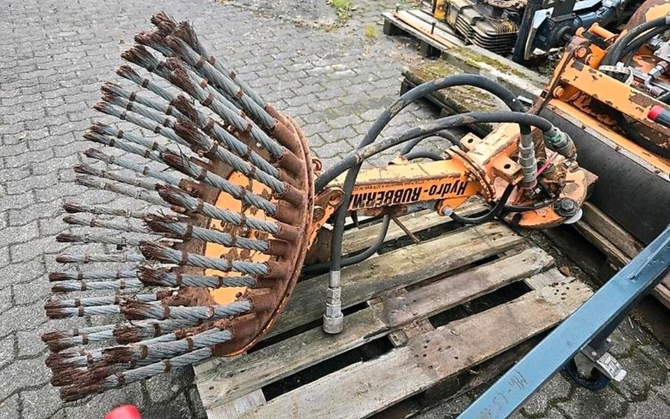 Mulag Flächenbürste Wildkrautbürste für Mähausleger MKM FME FMK 500 600 700 Böschungsmäher Böschungsmulcher - Kehrbesen: das Bild 1 Mulag Flächenbürste Wildkrautbürste für Mähausleger MKM FME FMK 500 600 700 Böschungsmäher Böschungsmulcher - Kehrbesen: das Bild 1
