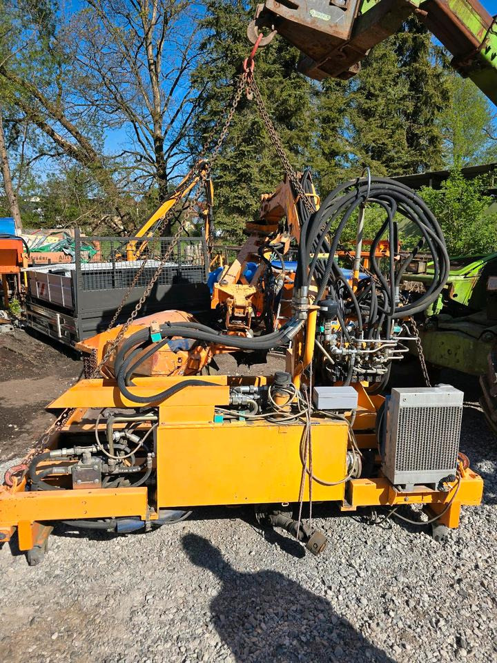 Mulag MHU 800 Mähausleger Böschungsmäher Böschungsmulcher für Unimog 405 U 300 400 500 318 423 427 430 527 535 530 Mercedes-Benz - Böschungsmäher: das Bild 2 Mulag MHU 800 Mähausleger Böschungsmäher Böschungsmulcher für Unimog 405 U 300 400 500 318 423 427 430 527 535 530 Mercedes-Benz - Böschungsmäher: das Bild 2