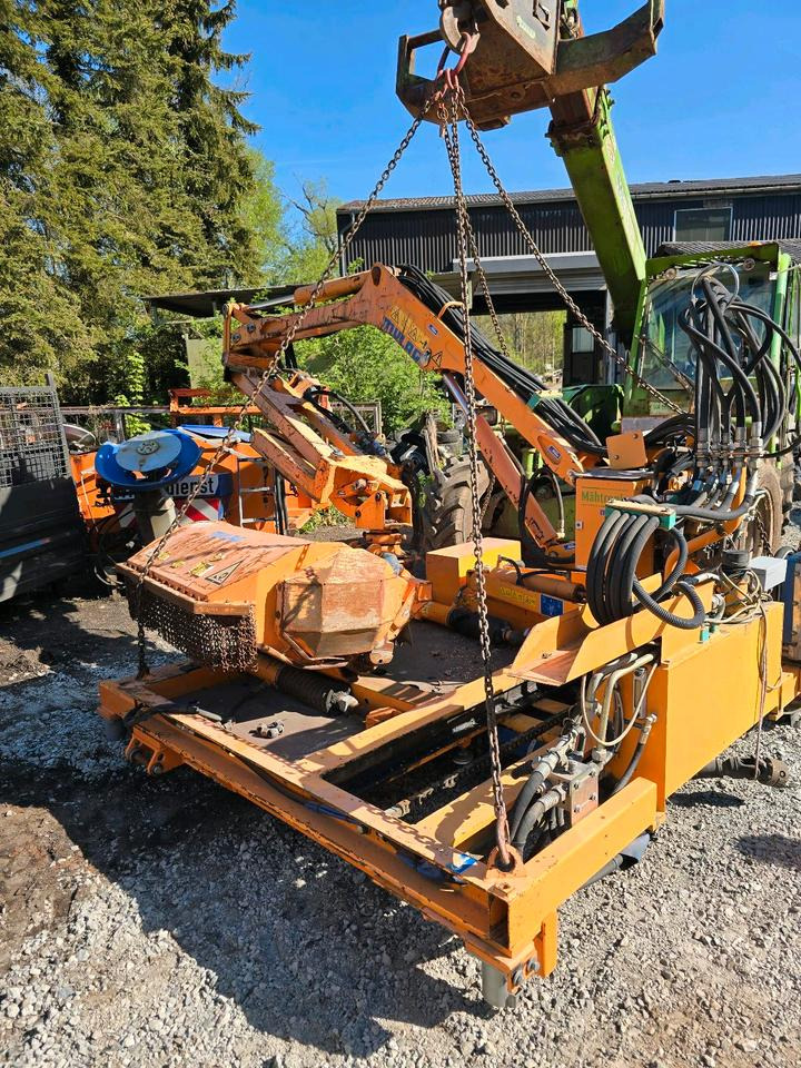 Mulag MHU 800 Mähausleger Böschungsmäher Böschungsmulcher für Unimog 405 U 300 400 500 318 423 427 430 527 535 530 Mercedes-Benz - Böschungsmäher: das Bild 1 Mulag MHU 800 Mähausleger Böschungsmäher Böschungsmulcher für Unimog 405 U 300 400 500 318 423 427 430 527 535 530 Mercedes-Benz - Böschungsmäher: das Bild 1