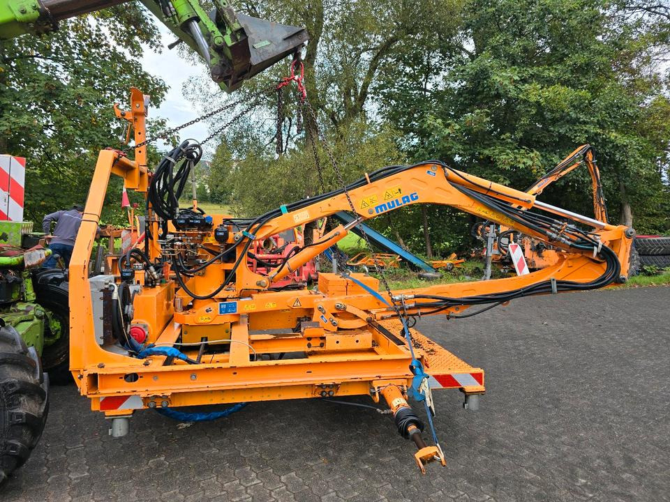Mulag MHU 800 Mähausleger Böschungsmäher Böschungsmulcher für Unimog 405 U 300 400 500 318 423 427 430 527 535 530 Mercedes-Benz - Böschungsmäher: das Bild 4 Mulag MHU 800 Mähausleger Böschungsmäher Böschungsmulcher für Unimog 405 U 300 400 500 318 423 427 430 527 535 530 Mercedes-Benz - Böschungsmäher: das Bild 4