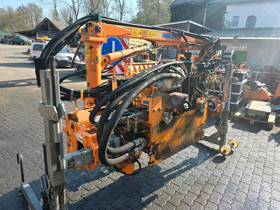 Mulag MKM 700 Böschungsmäher Böschungsmulcher Ausleger Auslegemulcher Unimog 405 427 430 U300 U 400 500 Mercedes-Benz Dücker DUA FME UNA - Böschungsmäher: das Bild 3 Mulag MKM 700 Böschungsmäher Böschungsmulcher Ausleger Auslegemulcher Unimog 405 427 430 U300 U 400 500 Mercedes-Benz Dücker DUA FME UNA - Böschungsmäher: das Bild 3