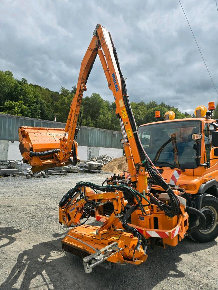 Mulag MKM 700 Mähausleger 2015 Böschungsmäher Böschungsmulcher Tandemmäher Für Unimog UGE UGN 405 427 424 U400 300 500 - Böschungsmäher: das Bild 2 Mulag MKM 700 Mähausleger 2015 Böschungsmäher Böschungsmulcher Tandemmäher Für Unimog UGE UGN 405 427 424 U400 300 500 - Böschungsmäher: das Bild 2