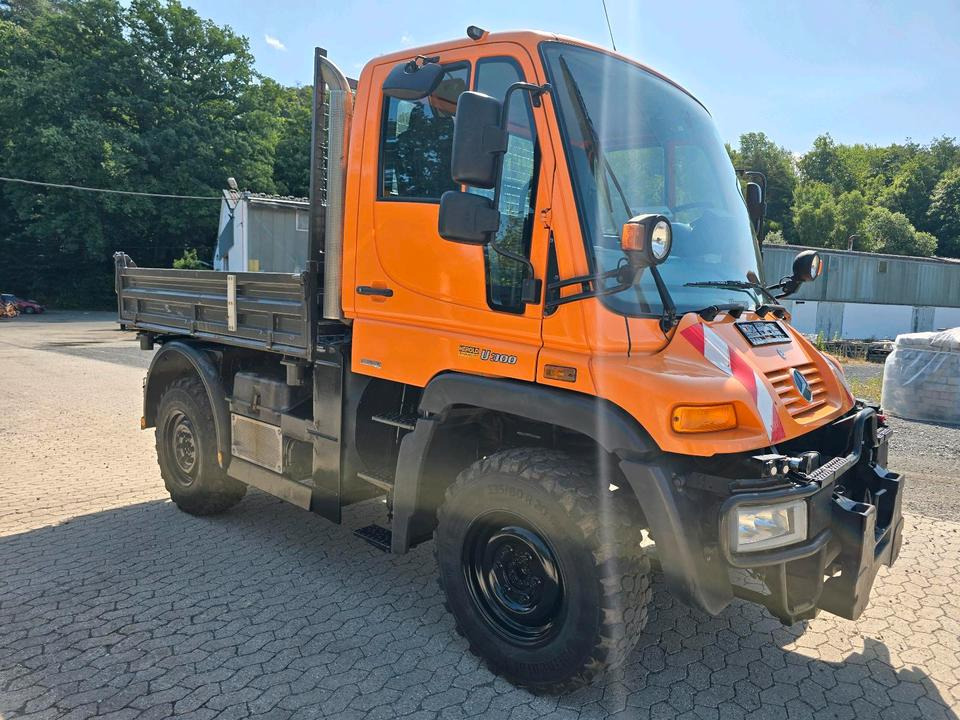 Unimog 405/10 U300 Bluetec 5 Mercedes-Benz U 300 290 400 500 UGE UGN Jotha Absetzkipper Absetzer - Schneeräumfahrzeug: das Bild 2 Unimog 405/10 U300 Bluetec 5 Mercedes-Benz U 300 290 400 500 UGE UGN Jotha Absetzkipper Absetzer - Schneeräumfahrzeug: das Bild 2