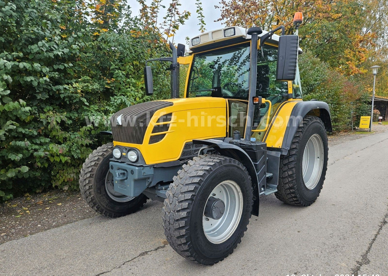 Fendt 313 V SCR, VARIO* 1.Hand * TMS * Netto: 54.900.- - Traktor: das Bild 5 Fendt 313 V SCR, VARIO* 1.Hand * TMS * Netto: 54.900.- - Traktor: das Bild 5