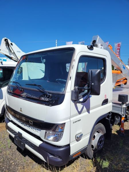 MITSUBISHI Canter Fuso 3C13 podnośnik koszowy 20 m Multitel MXE200 boom lift bucket truck - LKW mit Arbeitsbühne: das Bild 1 MITSUBISHI Canter Fuso 3C13 podnośnik koszowy 20 m Multitel MXE200 boom lift bucket truck - LKW mit Arbeitsbühne: das Bild 1