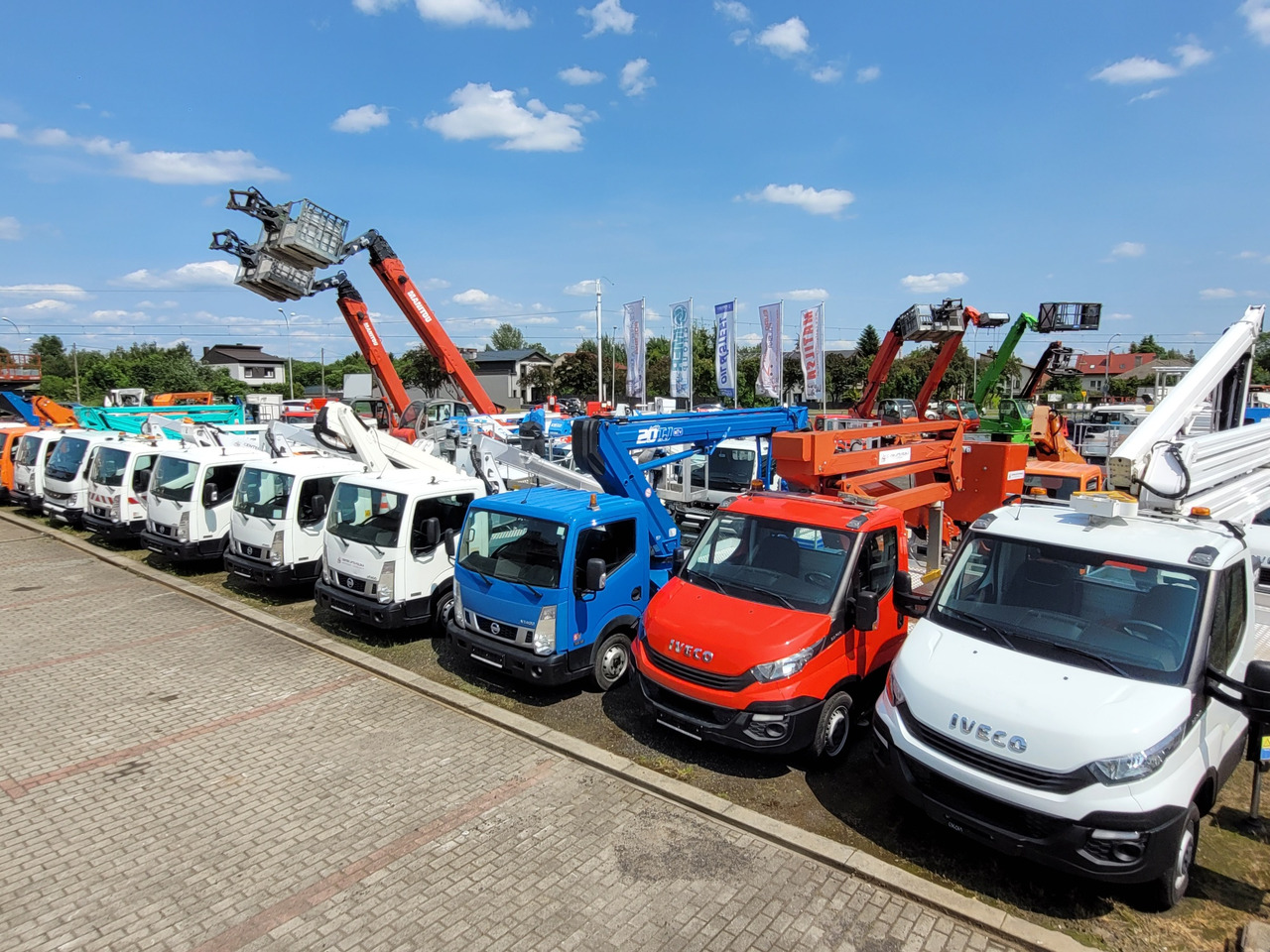 Renault Maxity podnośnik koszowy 21 m CMC PLA 212 bucket truck boom lift - LKW mit Arbeitsbühne: das Bild 2 Renault Maxity podnośnik koszowy 21 m CMC PLA 212 bucket truck boom lift - LKW mit Arbeitsbühne: das Bild 2