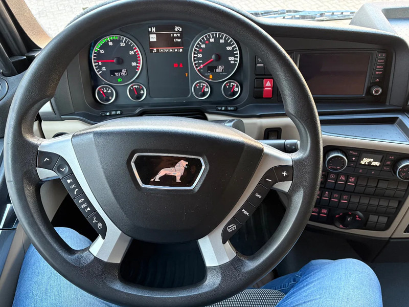 MAN TGX 18.500 4x2 / YEAR 2019 / RETARDER / - Sattelzugmaschine: das Bild 2 MAN TGX 18.500 4x2 / YEAR 2019 / RETARDER / - Sattelzugmaschine: das Bild 2