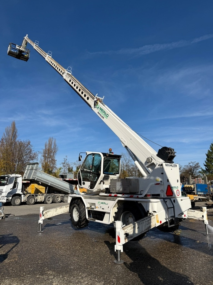 Merlo Roto 40.25 MCSS - Teleskoplader: das Bild 3 Merlo Roto 40.25 MCSS - Teleskoplader: das Bild 3