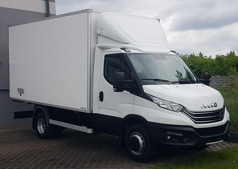 Iveco 72-180 DAILY 8EP KONTENER IZOTERMA 4,16x2,10x2,09 DMC 7200 KG KLIMATRONIK TEMPOMAT KRAJOWY - Koffer LKW: das Bild 1 Iveco 72-180 DAILY 8EP KONTENER IZOTERMA 4,16x2,10x2,09 DMC 7200 KG KLIMATRONIK TEMPOMAT KRAJOWY - Koffer LKW: das Bild 1