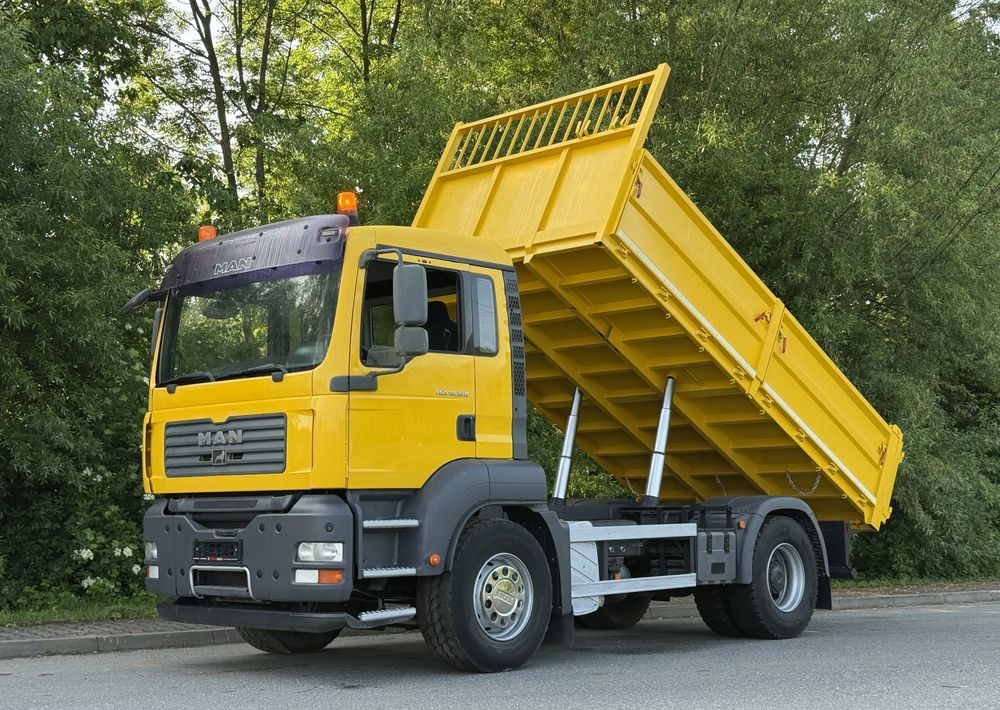 MAN * MAN TGA 18-320 * Kiper Wywrotka * 4x2 * Kran * Sprowadzony* Bardzo Dobry Stan - Kipper: das Bild 2 MAN * MAN TGA 18-320 * Kiper Wywrotka * 4x2 * Kran * Sprowadzony* Bardzo Dobry Stan - Kipper: das Bild 2
