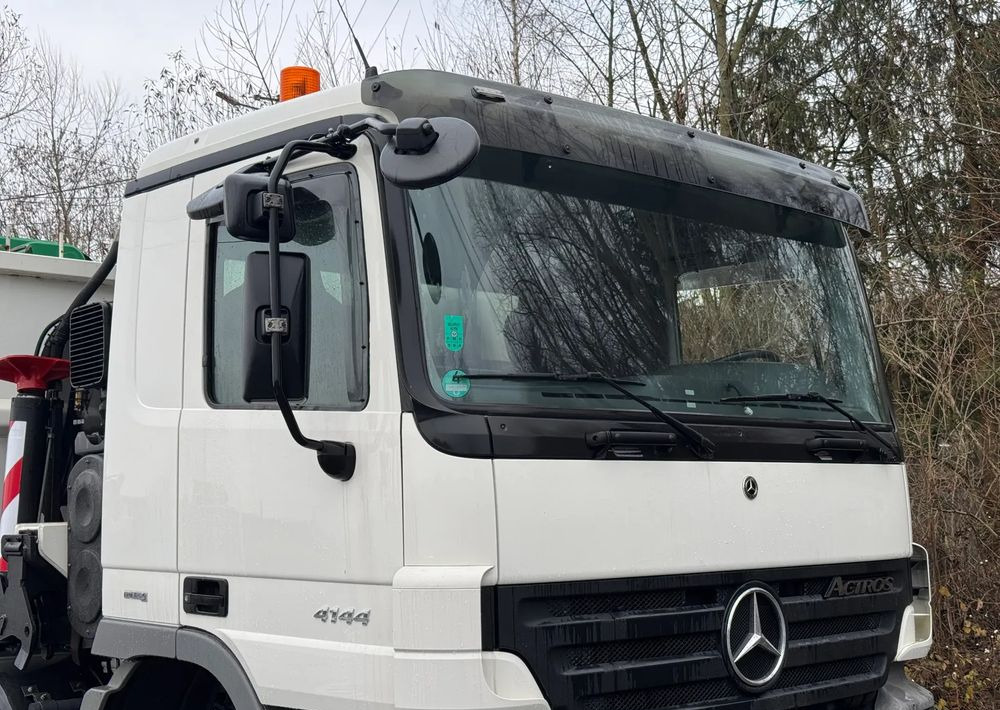 Mercedes-Benz * Mercedes 8x6 Actros 4144 * HDS Palfinger 150002 + FLY JIB PJ 170 * Dźwig * 40 TON * Wyciągarka * 35 Metrów * Kosz * - Pritsche LKW, Autokran: das Bild 3 Mercedes-Benz * Mercedes 8x6 Actros 4144 * HDS Palfinger 150002 + FLY JIB PJ 170 * Dźwig * 40 TON * Wyciągarka * 35 Metrów * Kosz * - Pritsche LKW, Autokran: das Bild 3