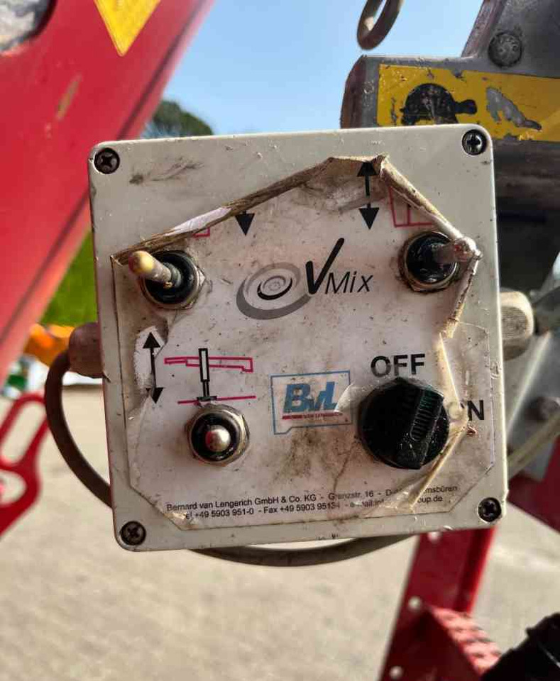 BVL V-Mix 24-2S Voermengwagen voermachines - Leasing BVL V-Mix 24-2S Voermengwagen voermachines: das Bild 8