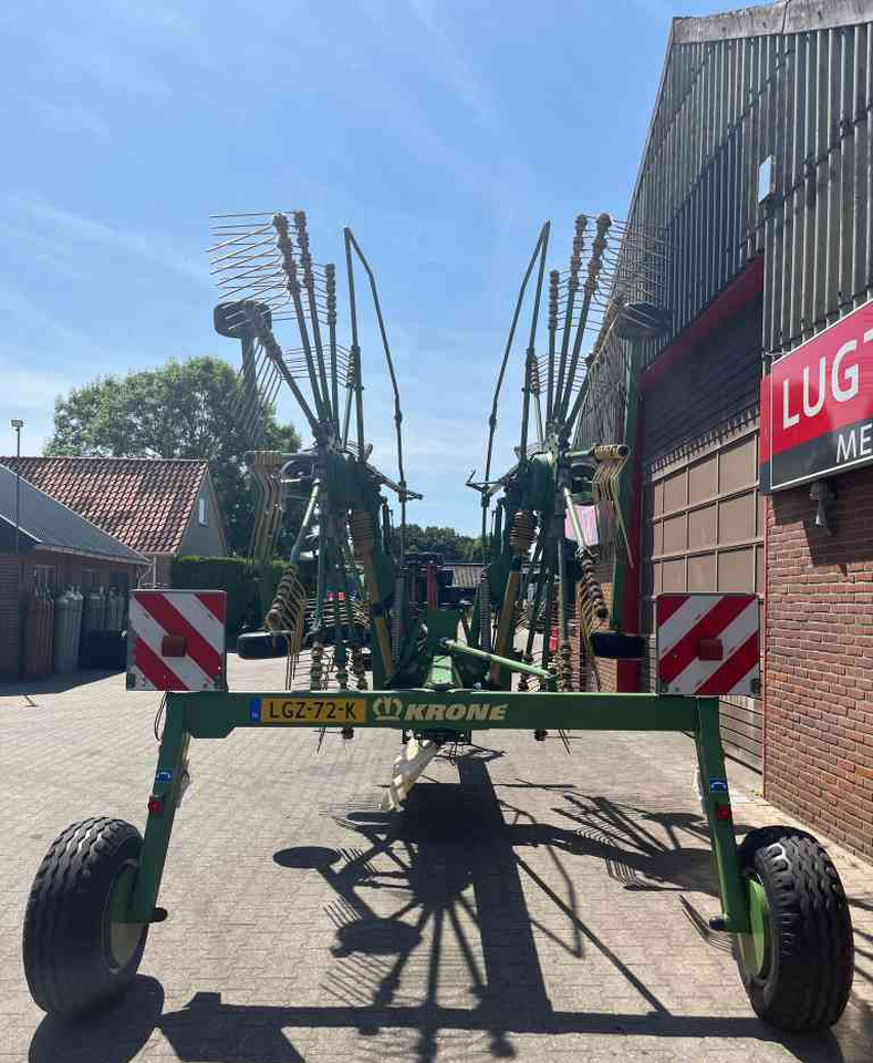 Krone Swadro 900 zwadhark weidebouwmachines - Heuwender/ Wenderechen: das Bild 3 Krone Swadro 900 zwadhark weidebouwmachines - Heuwender/ Wenderechen: das Bild 3