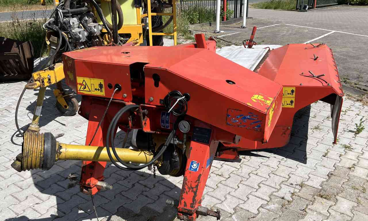 Kuhn FC283 schijvenmaaier achtermaaier weidebouwmachines - Mähwerk: das Bild 3 Kuhn FC283 schijvenmaaier achtermaaier weidebouwmachines - Mähwerk: das Bild 3