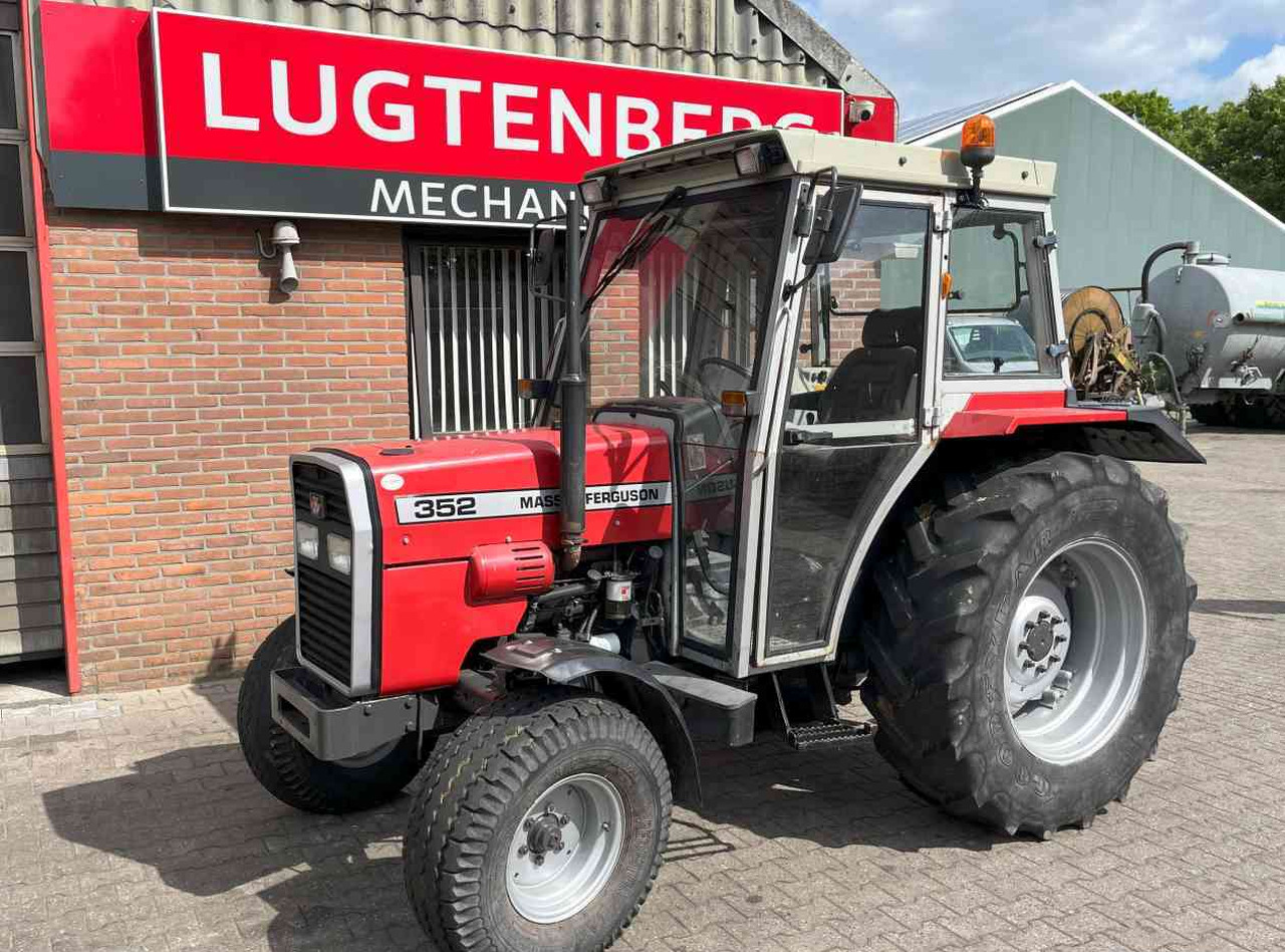 Massey Ferguson 352 Turbo Tractoren. - Traktor: das Bild 3 Massey Ferguson 352 Turbo Tractoren. - Traktor: das Bild 3
