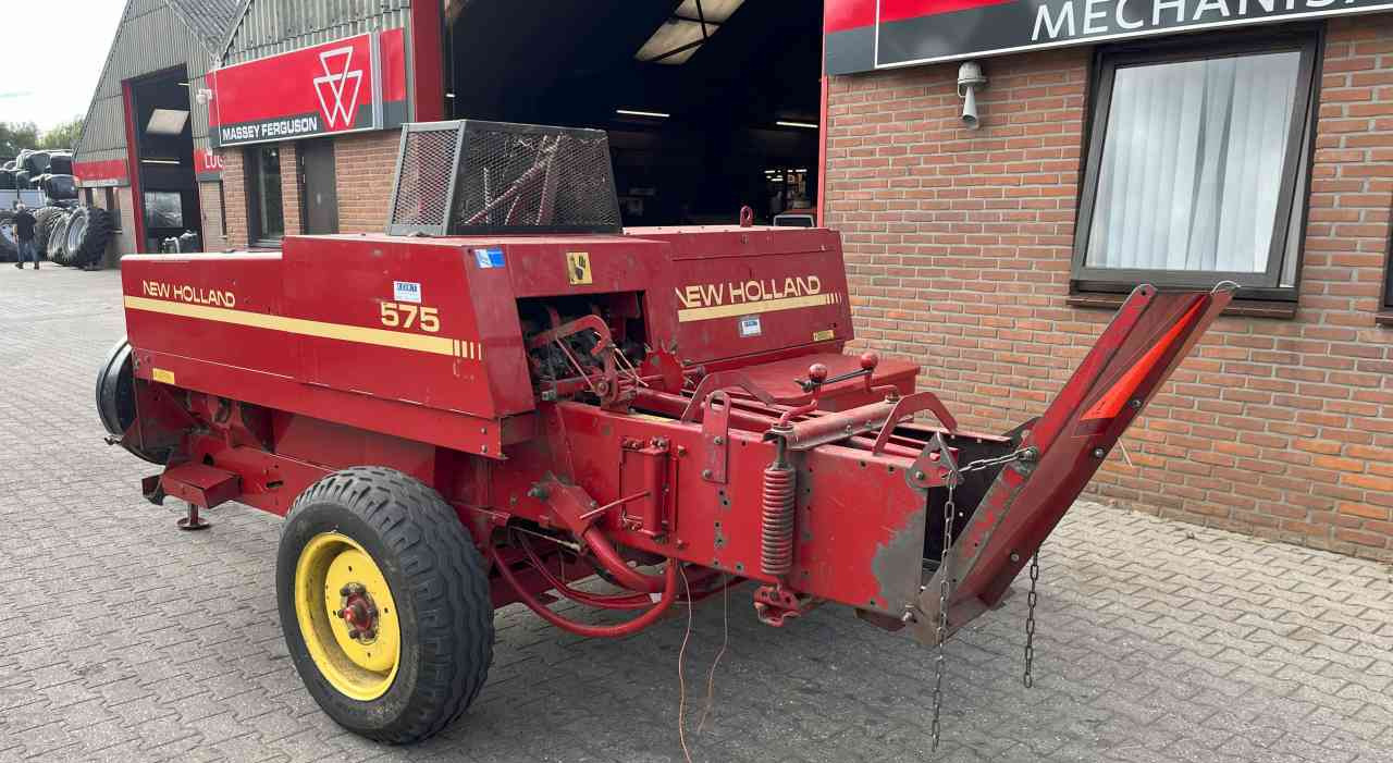 New Holland 570 Balepers pers pakkenperk weidebouwmachines - Packenpresse: das Bild 2 New Holland 570 Balepers pers pakkenperk weidebouwmachines - Packenpresse: das Bild 2