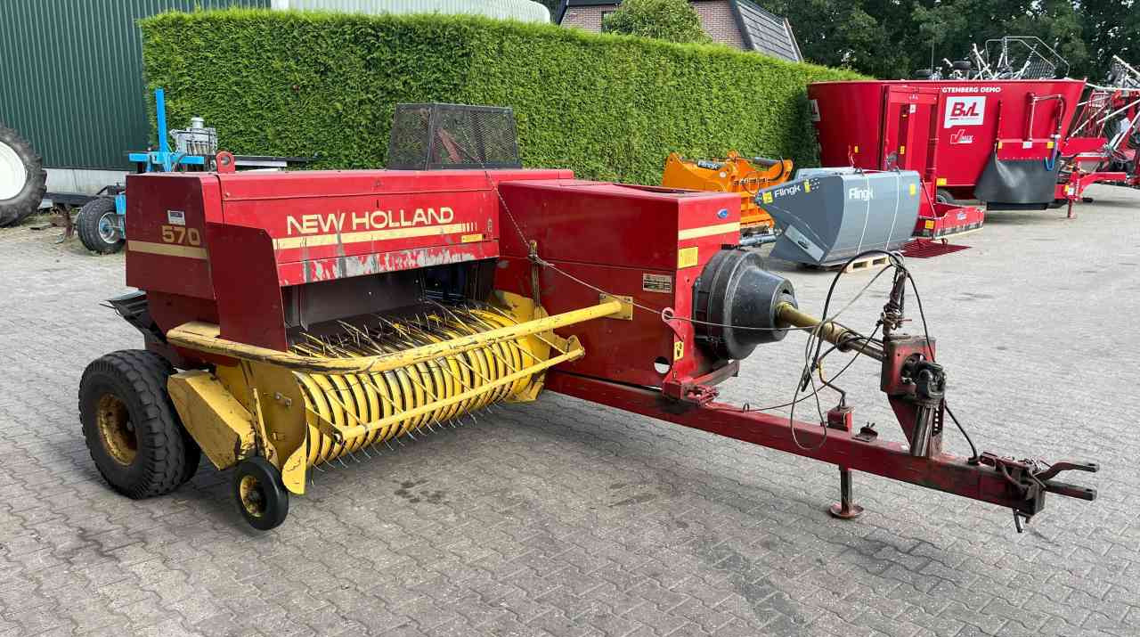 New Holland 570 Balepers pers pakkenperk weidebouwmachines - Packenpresse: das Bild 4 New Holland 570 Balepers pers pakkenperk weidebouwmachines - Packenpresse: das Bild 4