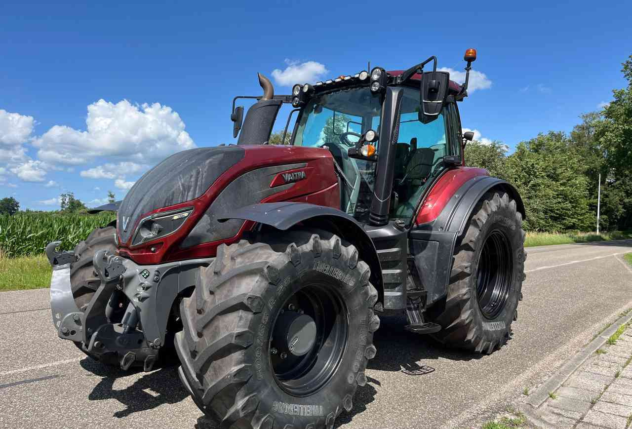 Valtra T234 Direct Tractoren - Traktor: das Bild 2 Valtra T234 Direct Tractoren - Traktor: das Bild 2