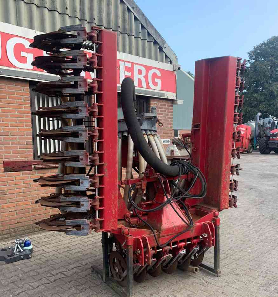 Vredo Graslandbemester, injecteur, mestverwerking - Gülleinjektor: das Bild 2 Vredo Graslandbemester, injecteur, mestverwerking - Gülleinjektor: das Bild 2