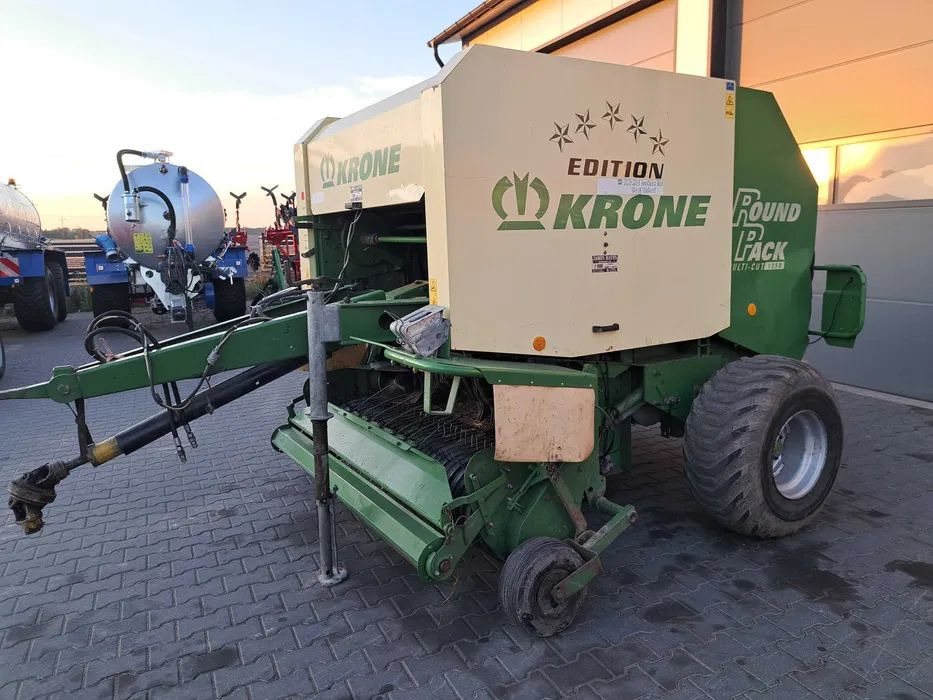 Krone 1250 Round Pack - Rundballenpresse: das Bild 2 Krone 1250 Round Pack - Rundballenpresse: das Bild 2