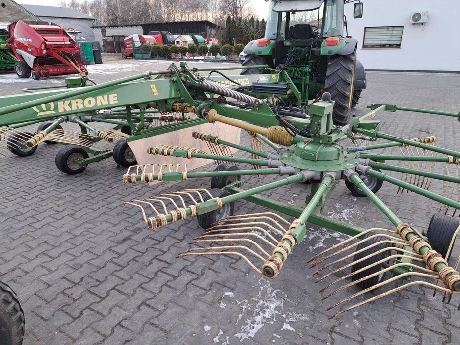 Krone SWADRO TC 760 Plus - Heuwender/ Wenderechen: das Bild 4 Krone SWADRO TC 760 Plus - Heuwender/ Wenderechen: das Bild 4