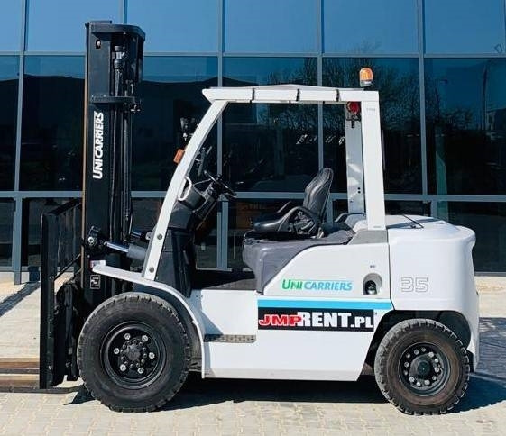 UniCarriers D1F4A35 GX35 - Dieselstapler: das Bild 2 UniCarriers D1F4A35 GX35 - Dieselstapler: das Bild 2
