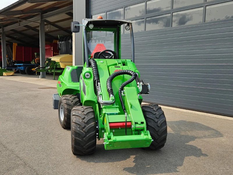 Deltalader Avant 735i TDL + mini-shovel: das Bild 10