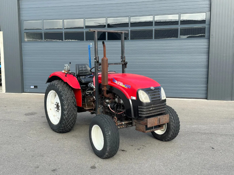 YTO 400 2-wd - Traktor: das Bild 1 YTO 400 2-wd - Traktor: das Bild 1