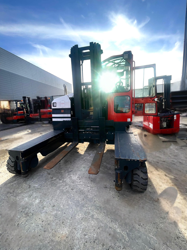 AMLIFT COMBI 40.60 - Seitenstapler: das Bild 1 AMLIFT COMBI 40.60 - Seitenstapler: das Bild 1