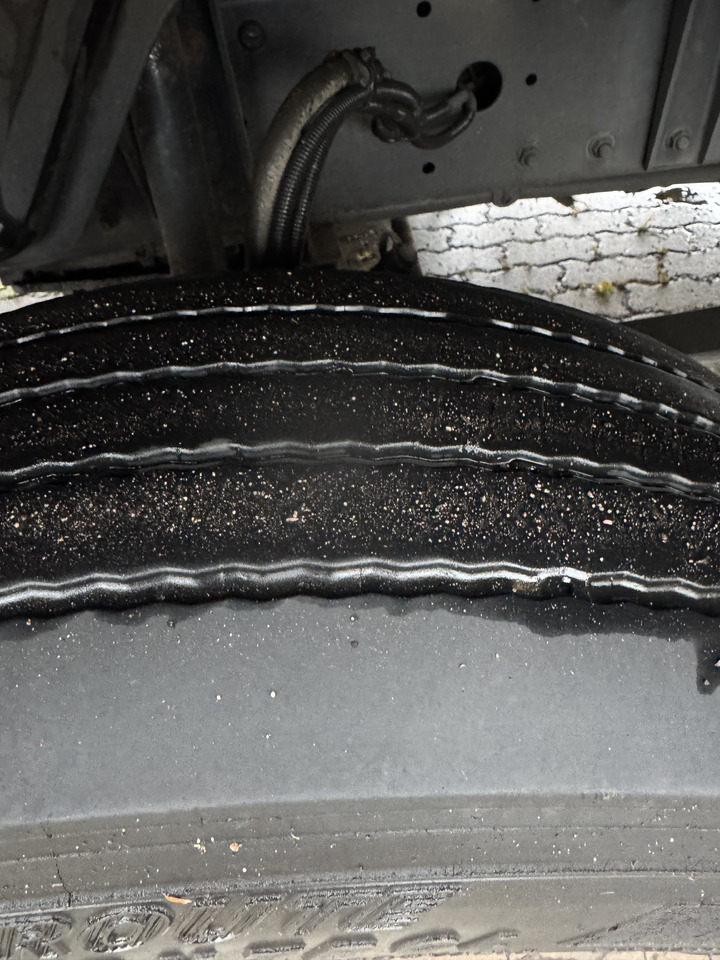 MAN 12.250 - Plane LKW: das Bild 4 MAN 12.250 - Plane LKW: das Bild 4