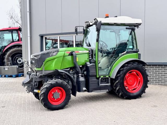 Fendt 209v Vario Gen3, Profi Plus, 210v, 211v - Traktor: das Bild 3 Fendt 209v Vario Gen3, Profi Plus, 210v, 211v - Traktor: das Bild 3