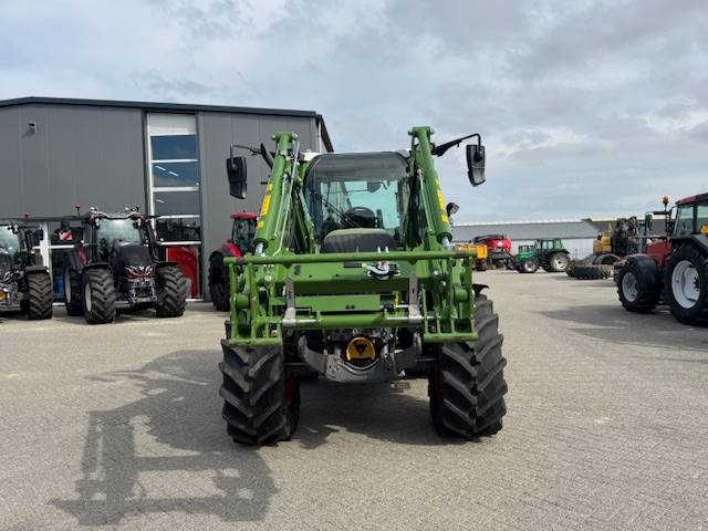 Fendt 314 Profi Gen4, FH+FR.PTO+Voorlader, 740 uur! - Traktor: das Bild 5 Fendt 314 Profi Gen4, FH+FR.PTO+Voorlader, 740 uur! - Traktor: das Bild 5
