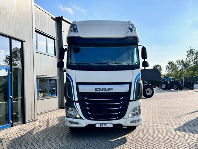 DAF XF 106 460 Super Space Cab 780.000km - Sattelzugmaschine: das Bild 2 DAF XF 106 460 Super Space Cab 780.000km - Sattelzugmaschine: das Bild 2
