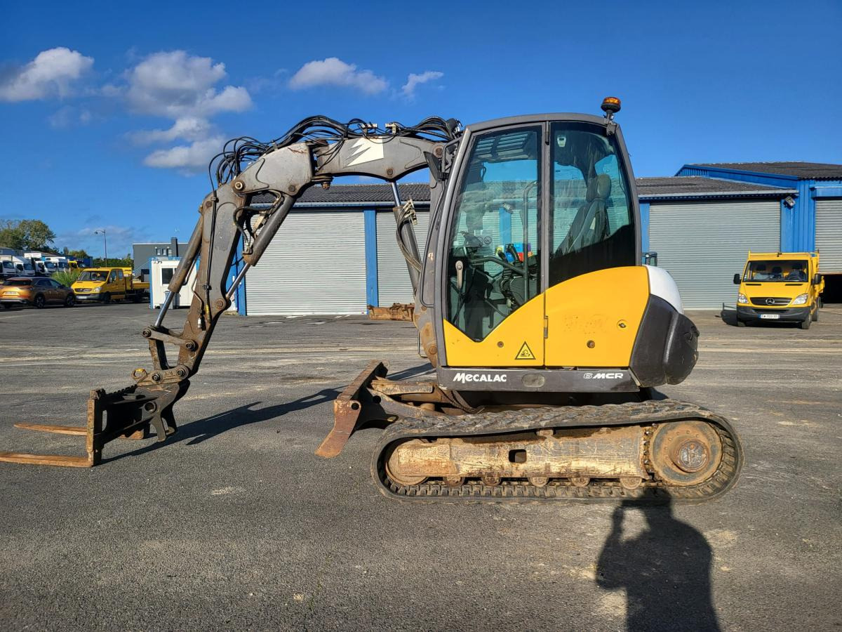 Mecalac 6 MCR - Minibagger: das Bild 2 Mecalac 6 MCR - Minibagger: das Bild 2
