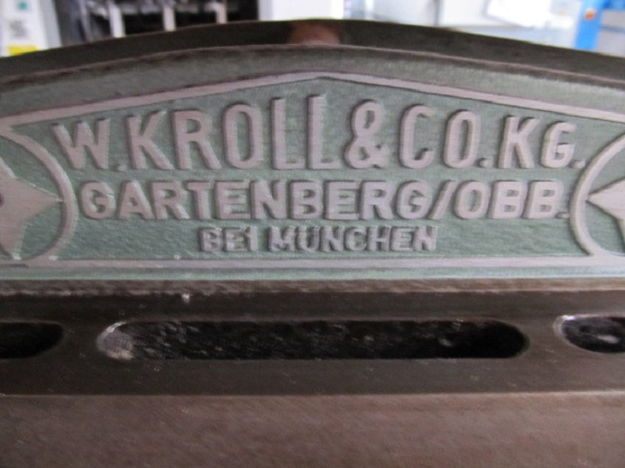 ELEKTRISCHE PERFORIERMASCHINE W. KROLL & CO. KG. - Druckmaschine: das Bild 3 ELEKTRISCHE PERFORIERMASCHINE W. KROLL & CO. KG. - Druckmaschine: das Bild 3