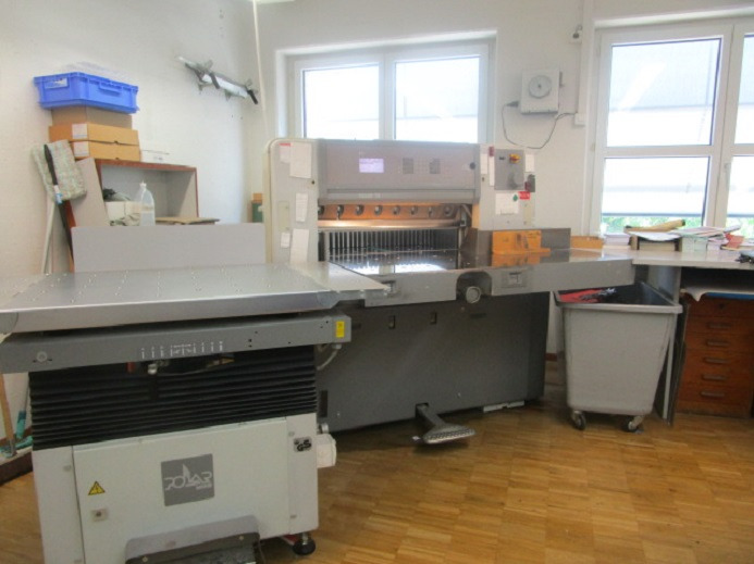 POLAR 78 ES - Papierschneidemaschine: das Bild 2 POLAR 78 ES - Papierschneidemaschine: das Bild 2