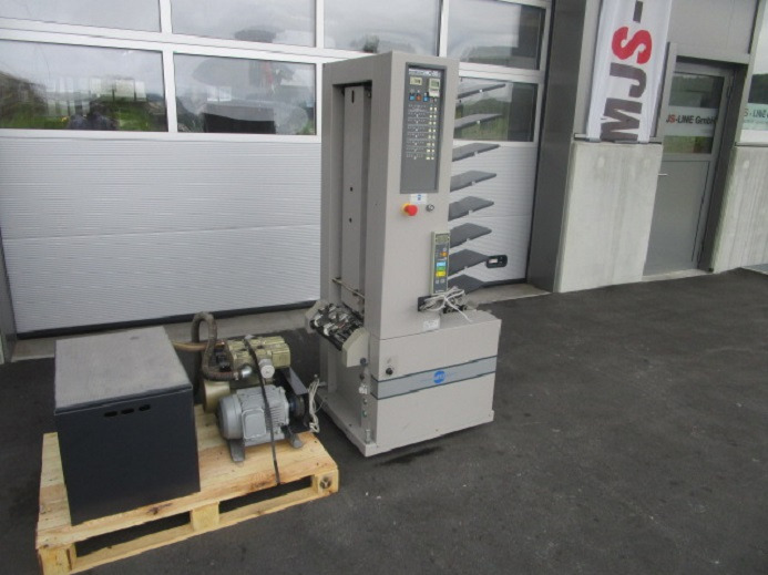 ZUSAMMENTRAGTURM HORIZON MC-80a MIT KOMPRESSOR - Druckmaschine: das Bild 1 ZUSAMMENTRAGTURM HORIZON MC-80a MIT KOMPRESSOR - Druckmaschine: das Bild 1