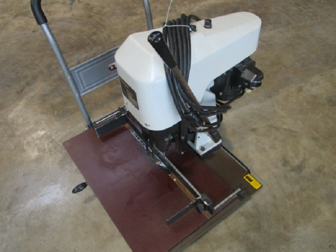 ZWEISPINDELBOHRMASCHINE STAGO ASS 2005 - Druckmaschine: das Bild 3 ZWEISPINDELBOHRMASCHINE STAGO ASS 2005 - Druckmaschine: das Bild 3