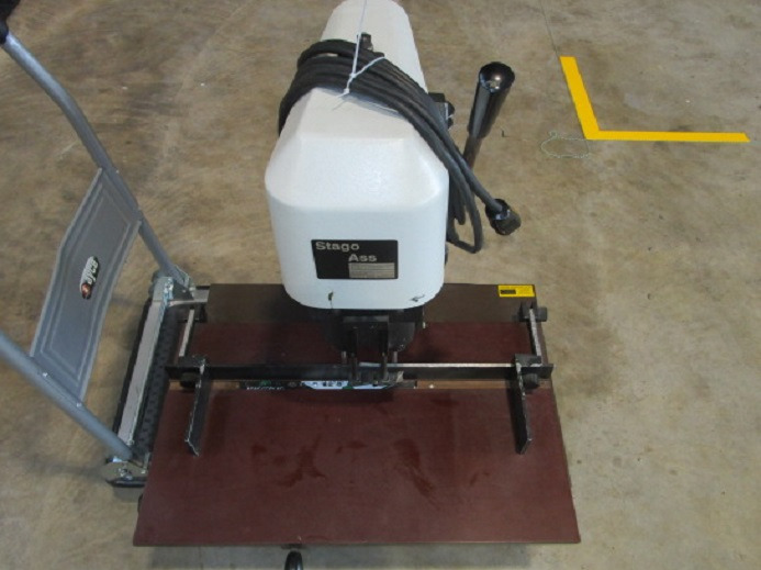 ZWEISPINDELBOHRMASCHINE STAGO ASS 2005 - Druckmaschine: das Bild 2 ZWEISPINDELBOHRMASCHINE STAGO ASS 2005 - Druckmaschine: das Bild 2