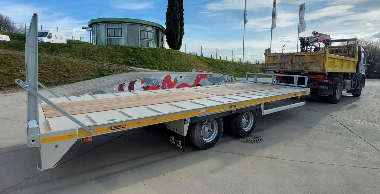 PRZYCZEPA POD KOPARKĘ MINI - MIDI ŁADOWNOŚĆ 8 580 KG GOURDON PEB111 / MINI - MIDI EXCAVATOR TRAILER WITH PAYLOAD 8,580 KG GOURDON PEB111 - Baumaschinenanhänger: das Bild 5 PRZYCZEPA POD KOPARKĘ MINI - MIDI ŁADOWNOŚĆ 8 580 KG GOURDON PEB111 / MINI - MIDI EXCAVATOR TRAILER WITH PAYLOAD 8,580 KG GOURDON PEB111 - Baumaschinenanhänger: das Bild 5