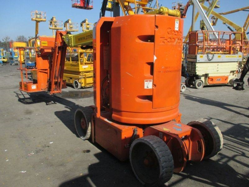 Genie Z 30/20 N - Gelenkarmbühne: das Bild 3 Genie Z 30/20 N - Gelenkarmbühne: das Bild 3
